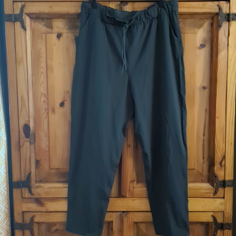 Lululemon Stretch High-Rise Pant 7/8 Length